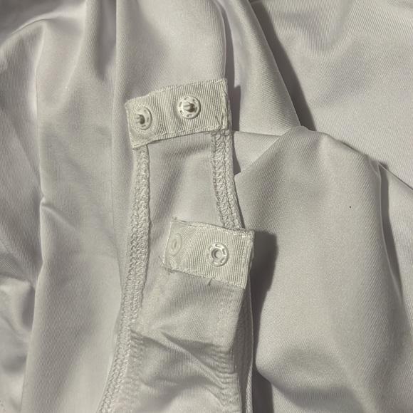 NWT HEYSON white bodysuit - Picture 5 of 8